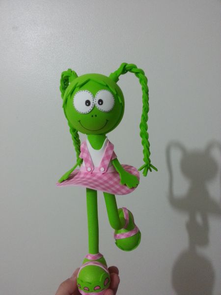 fofucha em eva 3d (sapinha)